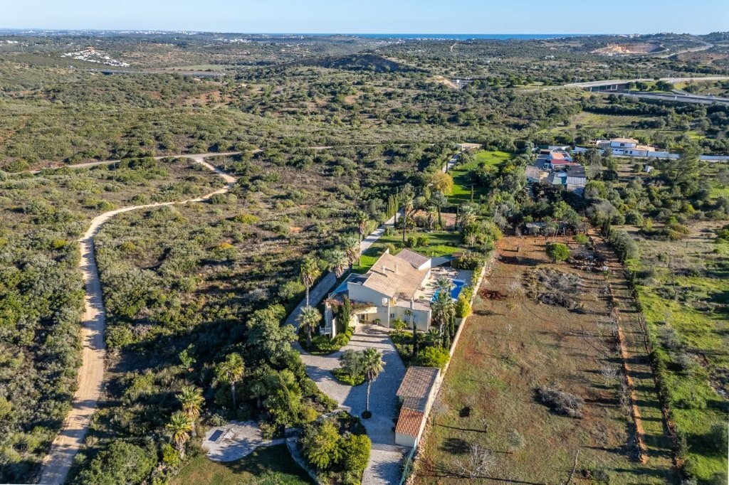 4 Bedroom Countryside Residence For Sale in the outskirts of Lagos, Algarve