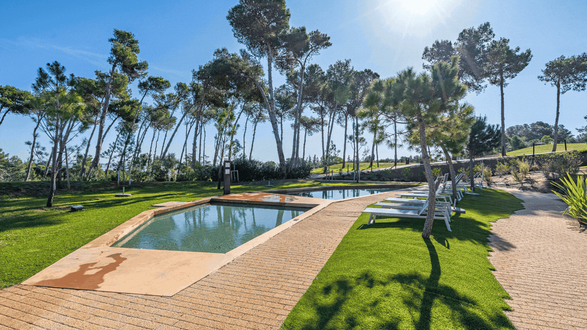 Resale, buy luxury property on Palmares golfcourse resort in Lagos